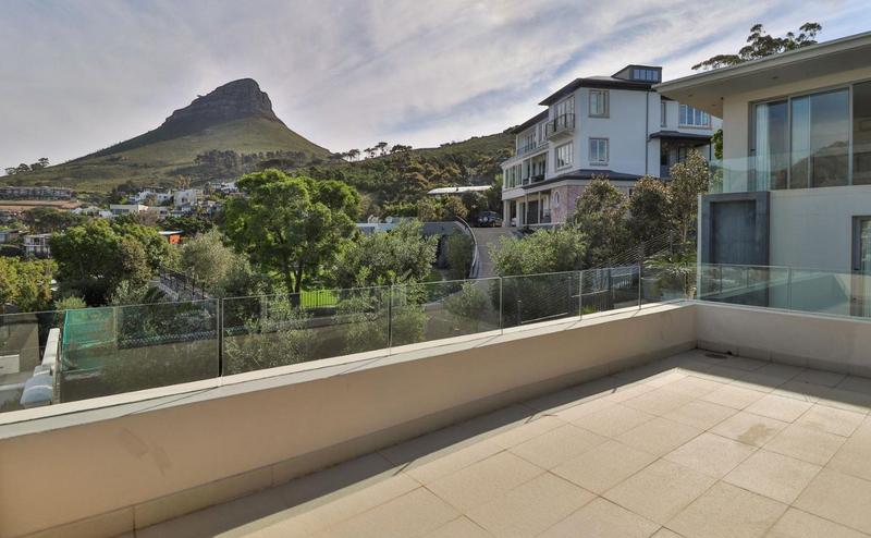 4 Bedroom Property for Sale in Tamboerskloof Western Cape